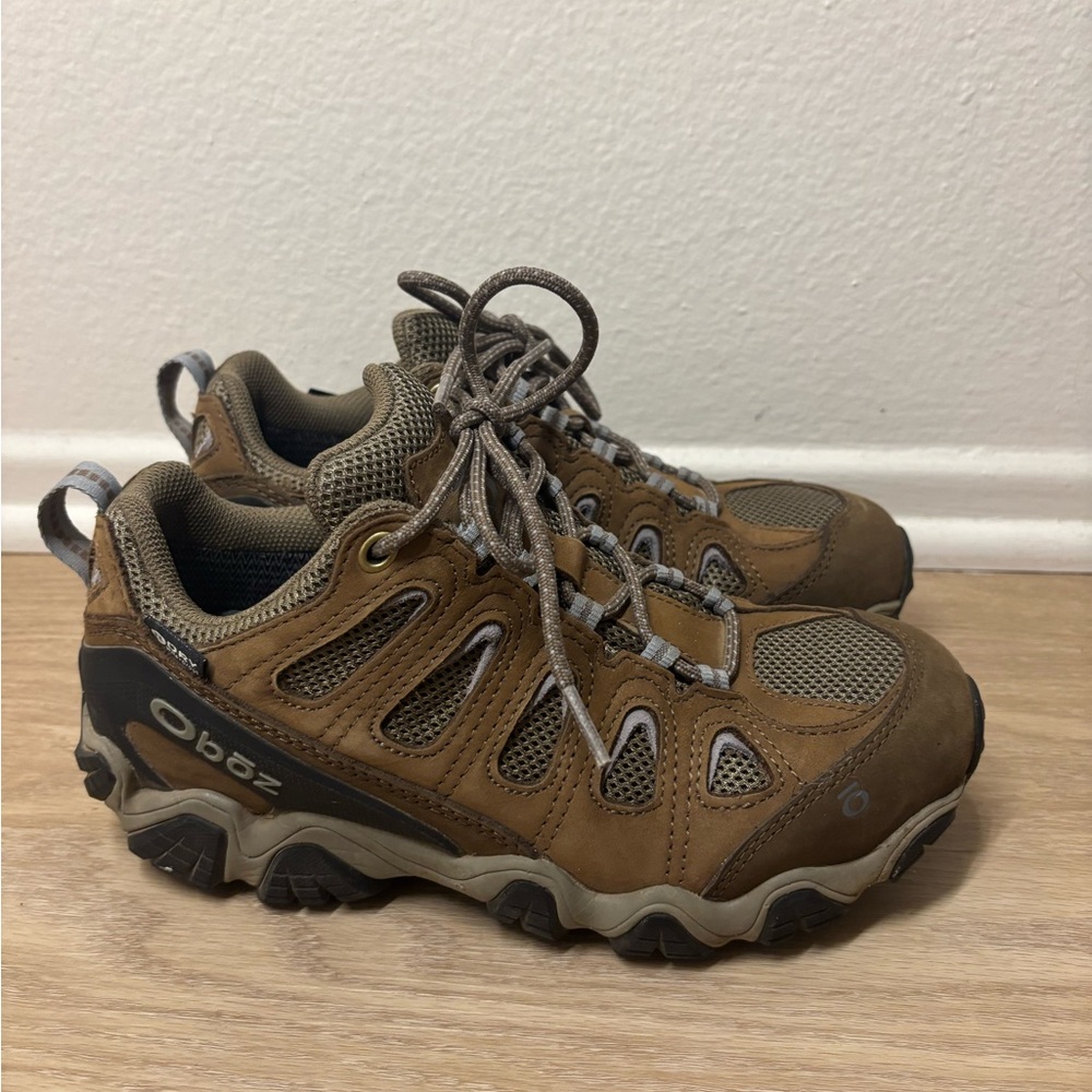 Oboz Women's Tan Hiking Shoes